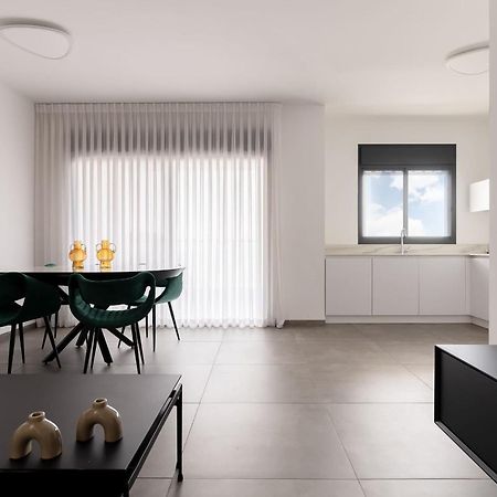 Stunning And Spacious In Kiryat Ata Qiryat Ata Bagian luar foto