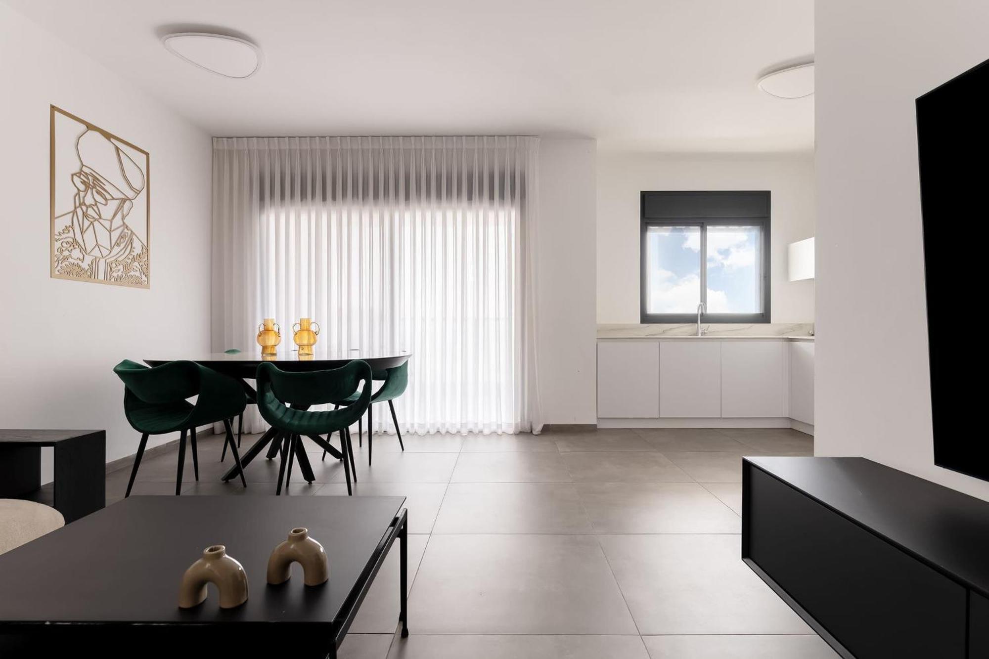Stunning And Spacious In Kiryat Ata Qiryat Ata Bagian luar foto
